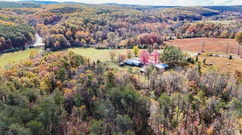 Tiny photo for 3160 Owens Mill Road, Gretna, VA 24557 (MLS # 362868)
