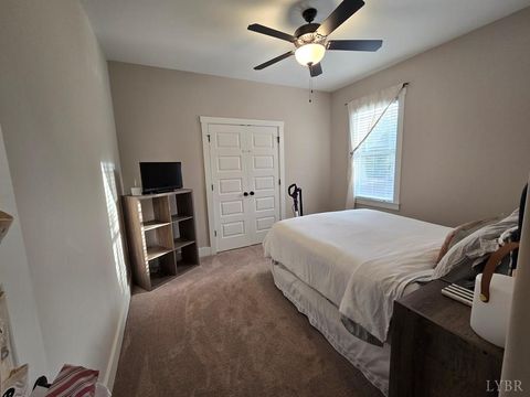 Tiny photo for 110 Jay's Road, Farmville, VA 23901 (MLS # 363680)