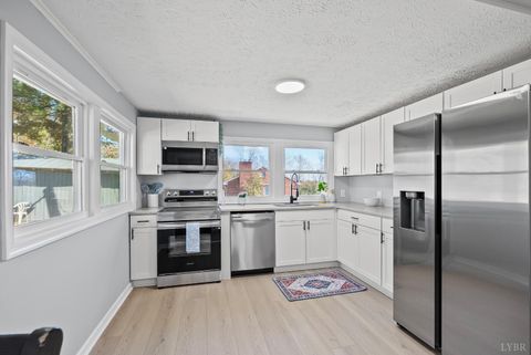 Tiny photo for 1071 Settlersway Lane, Goode, VA 24556 (MLS # 363457)