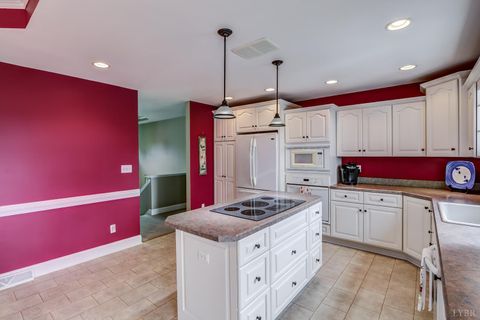 Tiny photo for 1068 Charmin Drive, Forest, VA 24551 (MLS # 362397)