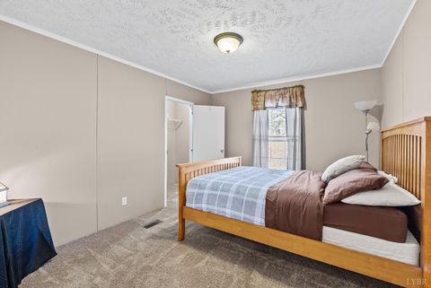 Tiny photo for 1690 Poorhouse Creek Road, Appomattox, VA 24522 (MLS # 363215)