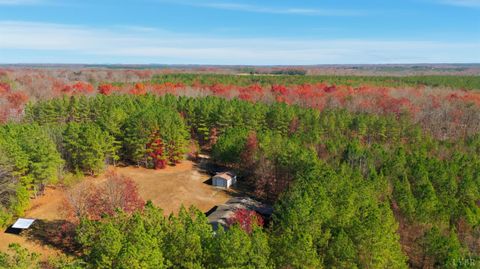 Tiny photo for 1690 Poorhouse Creek Road, Appomattox, VA 24522 (MLS # 363215)