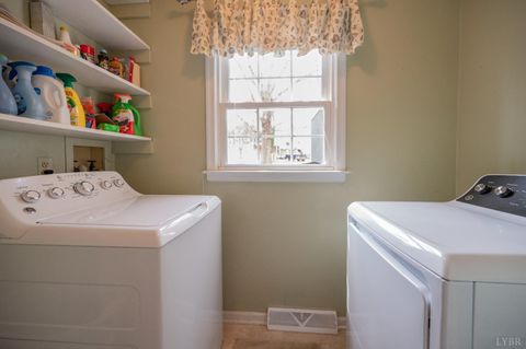 Tiny photo for 204 Blumont Drive, Lynchburg, VA 24503 (MLS # 365187)