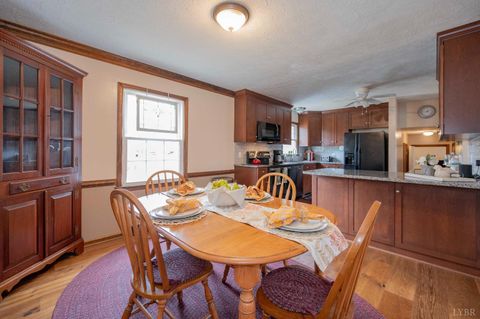 Tiny photo for 204 Blumont Drive, Lynchburg, VA 24503 (MLS # 365187)