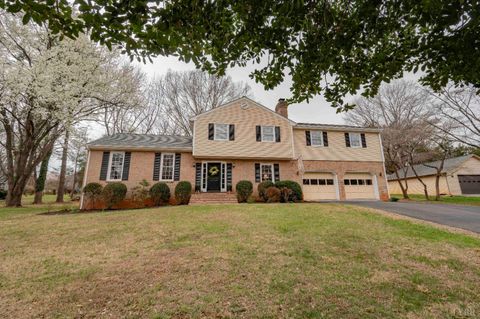 Tiny photo for 204 Blumont Drive, Lynchburg, VA 24503 (MLS # 365187)