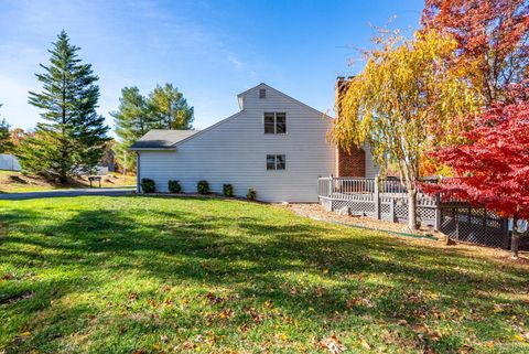 Tiny photo for 1078 Club Terrace, Forest, VA 24551 (MLS # 362975)
