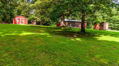 Tiny photo for 378 Watt Abbitt Road, Appomattox, VA 24522 (MLS # 361104)