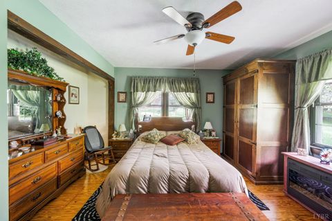 Tiny photo for 378 Watt Abbitt Road, Appomattox, VA 24522 (MLS # 361104)