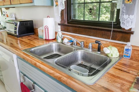Tiny photo for 378 Watt Abbitt Road, Appomattox, VA 24522 (MLS # 361104)