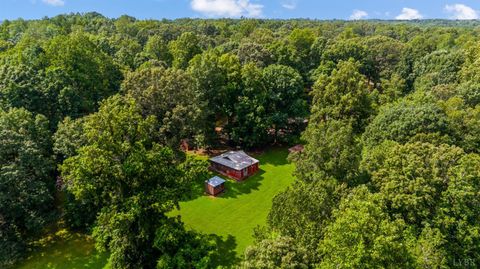 Tiny photo for 378 Watt Abbitt Road, Appomattox, VA 24522 (MLS # 361104)
