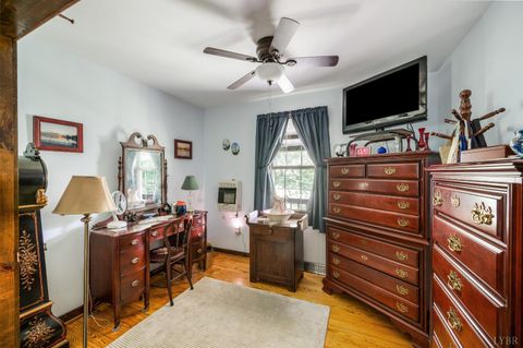 Tiny photo for 378 Watt Abbitt Road, Appomattox, VA 24522 (MLS # 361104)