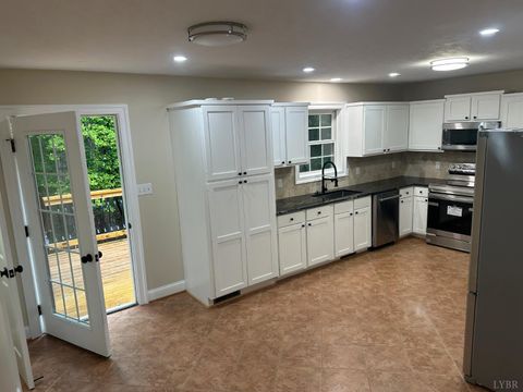Tiny photo for 4469 Pumping station rd RD, Appomattox, VA 24522 (MLS # 366604)