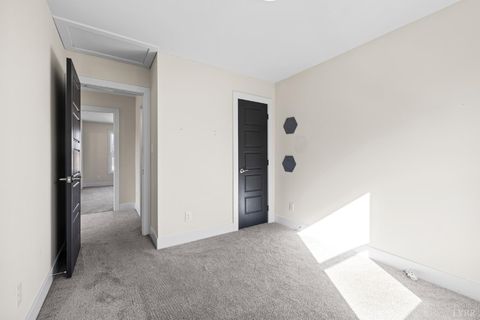 Tiny photo for 2713 Rainbow Circle, Lynchburg, VA 24501 (MLS # 364197)