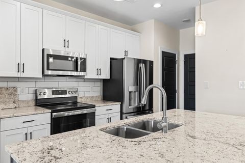 Tiny photo for 2713 Rainbow Circle, Lynchburg, VA 24501 (MLS # 364197)