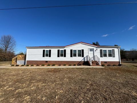 Tiny photo for 5532 Watt Abbitt Road Rd, Appomattox, VA 24522 (MLS # 363727)
