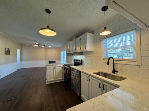 Tiny photo for 5532 Watt Abbitt Road Rd, Appomattox, VA 24522 (MLS # 363727)