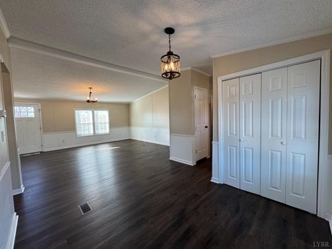 Tiny photo for 5532 Watt Abbitt Road Rd, Appomattox, VA 24522 (MLS # 363727)