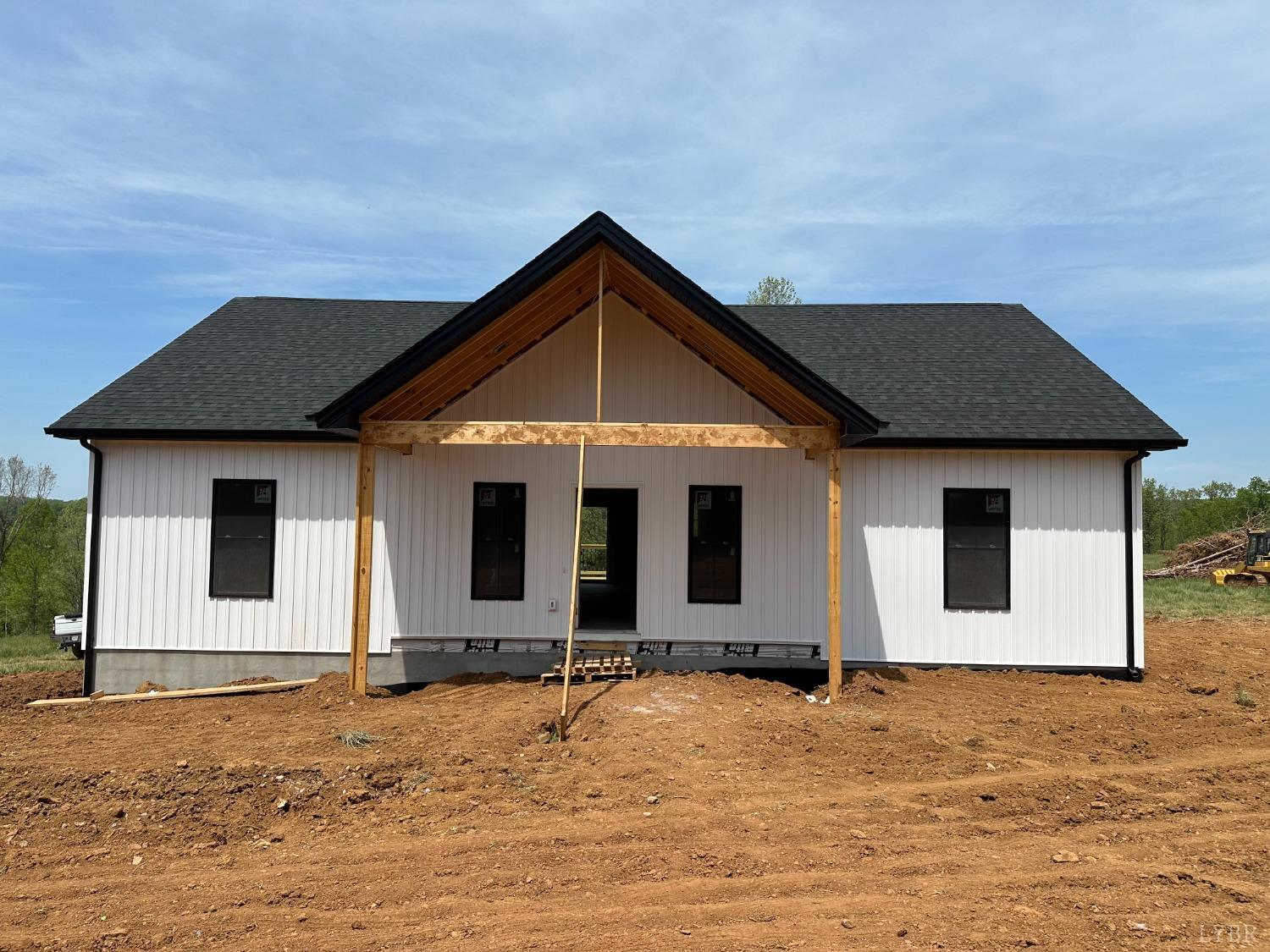 9798 Leesville Road, Evington, Virginia image 1