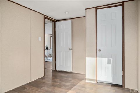 Tiny photo for 2204 Earley Farm Rd, Amherst, VA 24521 (MLS # 364087)