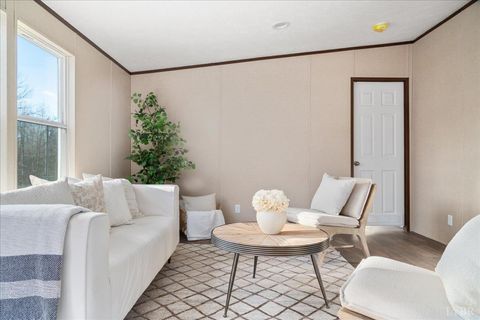 Tiny photo for 2204 Earley Farm Rd, Amherst, VA 24521 (MLS # 364087)