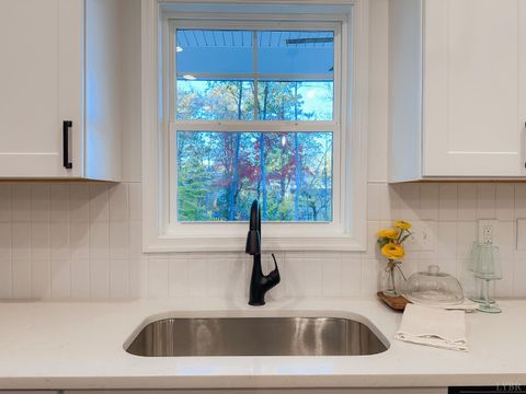 Tiny photo for 110 Aaron Place #701, Lynchburg, VA 24502 (MLS # 366696)