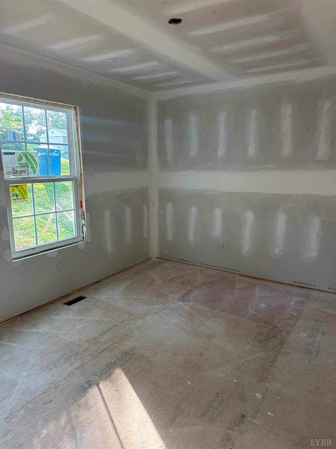 1032 Coronado Lane, Lynchburg, Virginia image 3