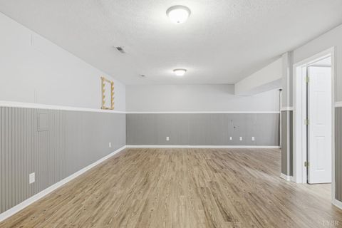 Tiny photo for 1113 Brigade Place Pl, Forest, VA 24551 (MLS # 365346)