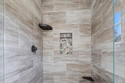 Tiny photo for 1113 Brigade Place Pl, Forest, VA 24551 (MLS # 365346)