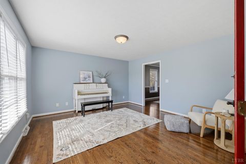 Tiny photo for 1113 Brigade Place Pl, Forest, VA 24551 (MLS # 365346)