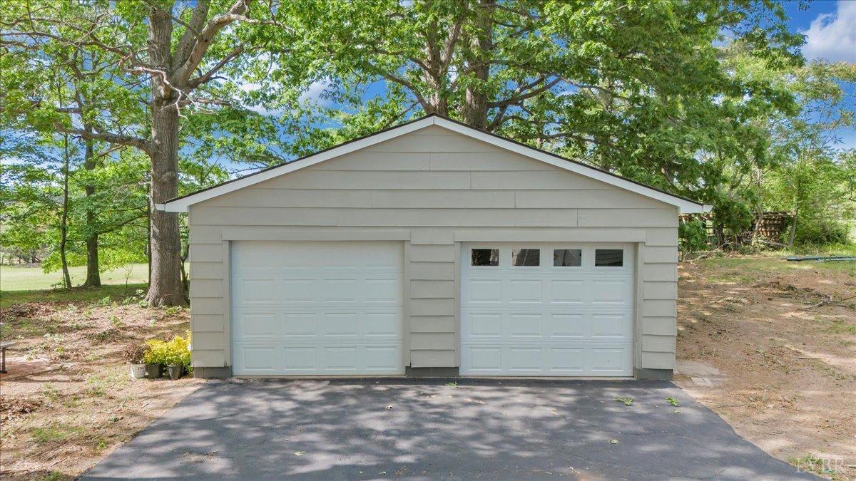 1433 Chalk Level Road, Chatham, Virginia image 37