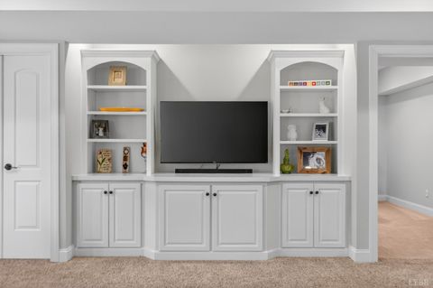 Tiny photo for 101 McKenna Circle, Lynchburg, VA 24503 (MLS # 365297)