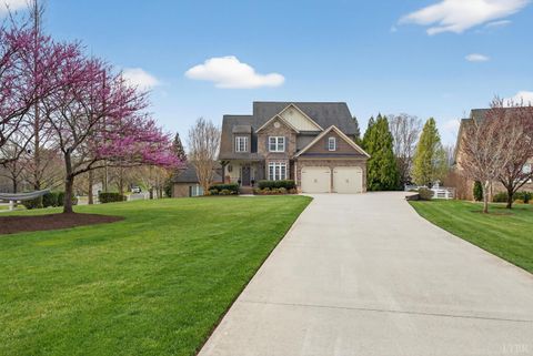 Tiny photo for 101 McKenna Circle, Lynchburg, VA 24503 (MLS # 365297)