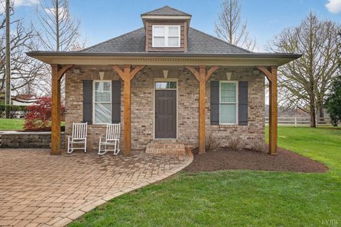 Tiny photo for 101 McKenna Circle, Lynchburg, VA 24503 (MLS # 365297)