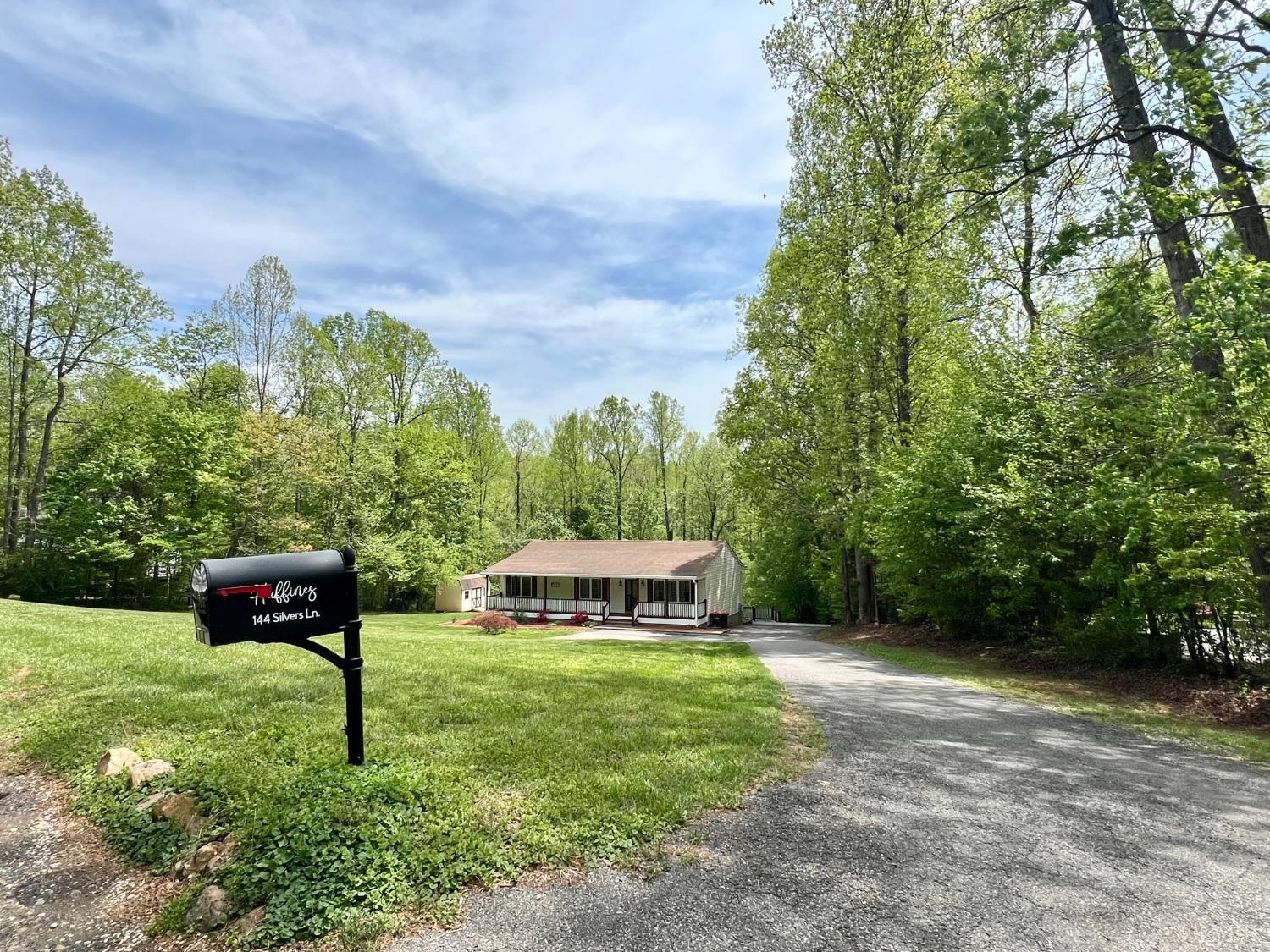 144 Silvers Lane, Amherst, Virginia image 2