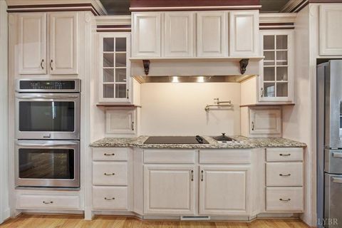 Tiny photo for 1627 Country Rd Rd, Lynchburg, VA 24504 (MLS # 363117)