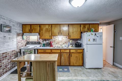 Tiny photo for 313 South Street, Bedford, VA 24523 (MLS # 365033)