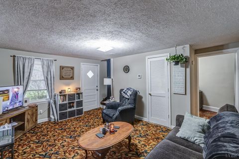 Tiny photo for 313 South Street, Bedford, VA 24523 (MLS # 365033)