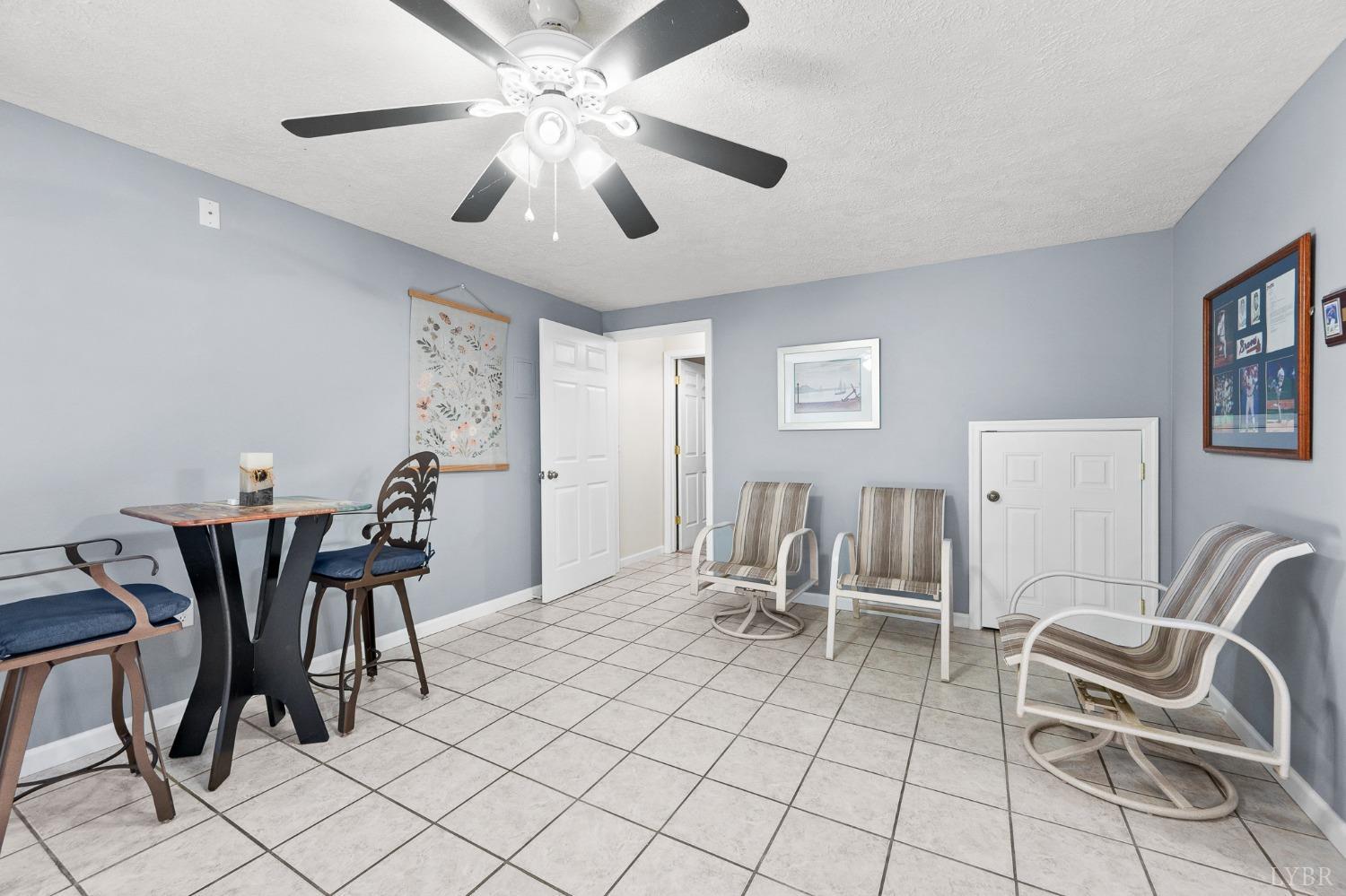 212 Russell Springs Drive, Lynchburg, Virginia image 32