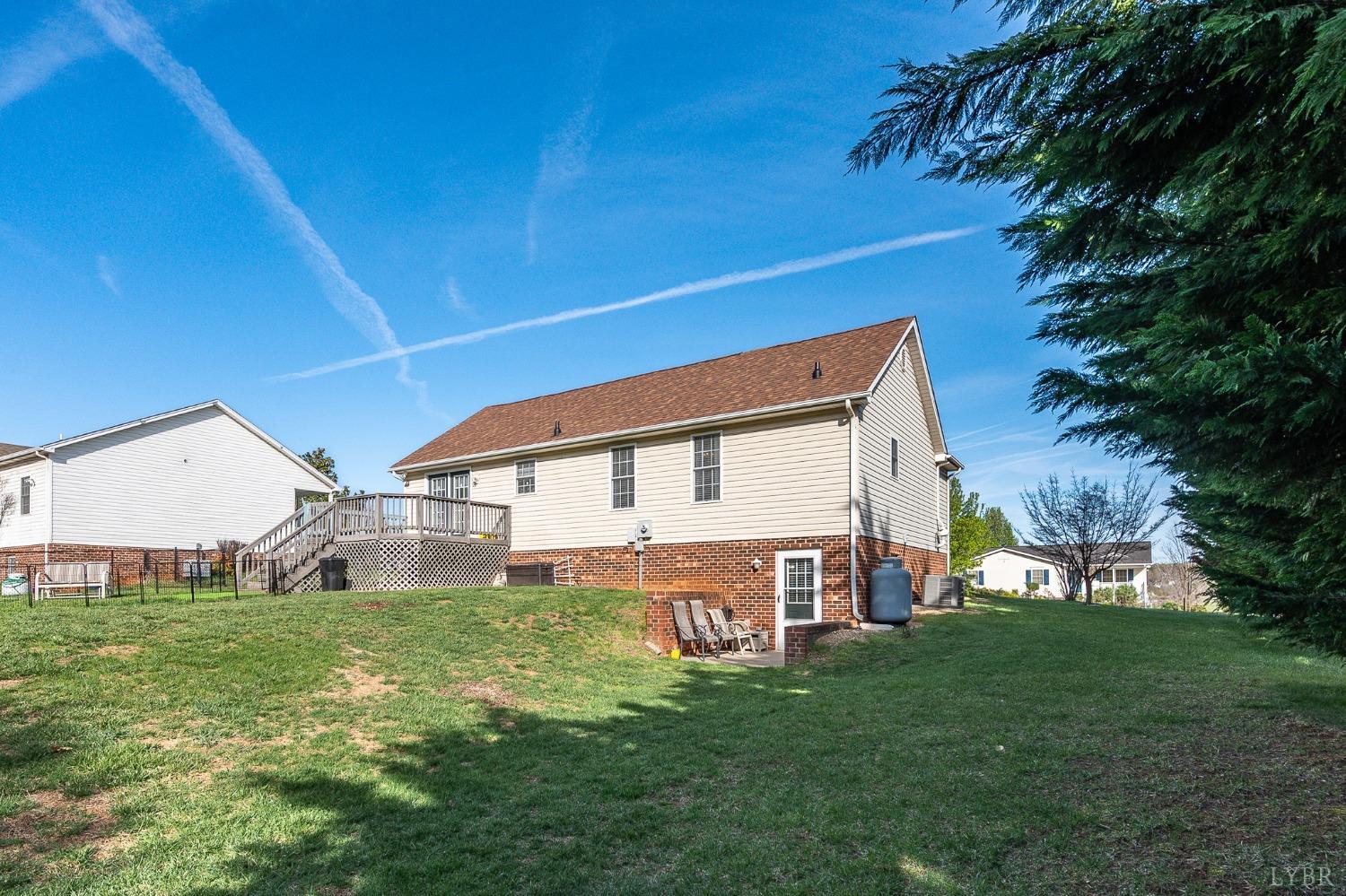 212 Russell Springs Drive, Lynchburg, Virginia image 49