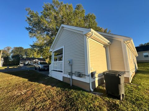 Tiny photo for 324 Garfield Street, Danville, VA 24541 (MLS # 362601)