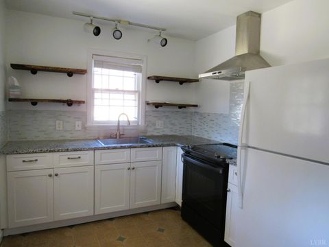 Tiny photo for 144 Maple Lane, Amherst, VA 24521 (MLS # 364937)