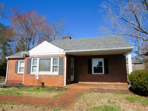 Tiny photo for 144 Maple Lane, Amherst, VA 24521 (MLS # 364937)
