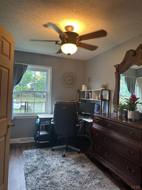 Tiny photo for 6276 Pawnee Dr Dr, Lynchburg, VA 24502 (MLS # 364268)