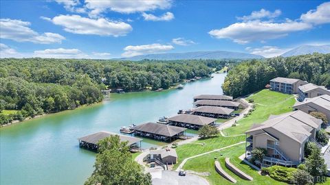 Tiny photo for 1137 Mariners Way #37, Huddleston, VA 24104 (MLS # 363198)