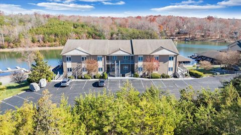 Photo of 1137 Mariners Way #37, Huddleston, VA 24104 (MLS # 363198)