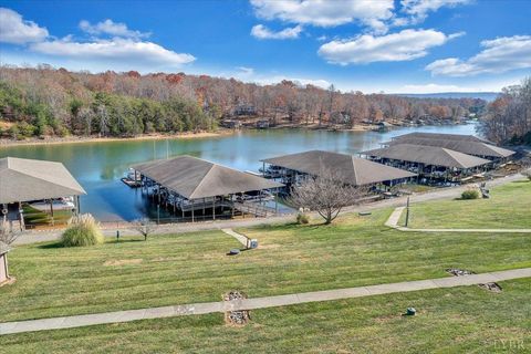 Tiny photo for 1137 Mariners Way #37, Huddleston, VA 24104 (MLS # 363198)