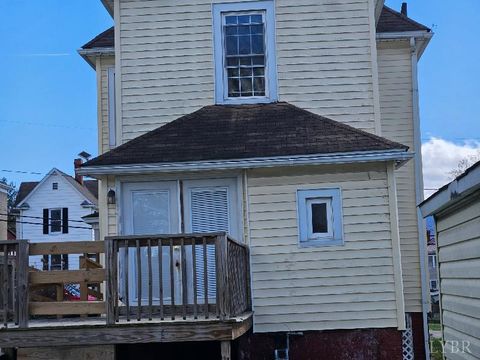 Tiny photo for 314 E Hawthorne Street, Covington, VA 24426 (MLS # 365418)
