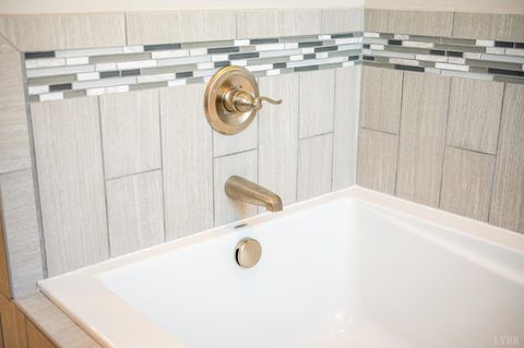 Tiny photo for 1453 Willow Oak Drive, Forest, VA 24551 (MLS # 362740)