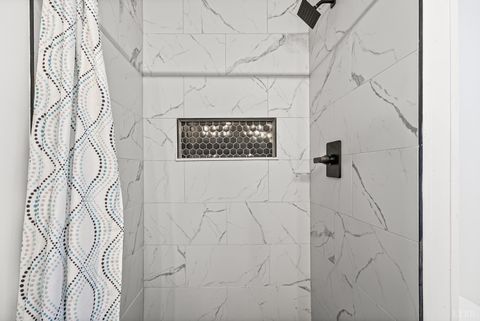 Tiny photo for 5060 Ridgeway Rd Rd, Vernon Hill, VA 24597 (MLS # 363044)