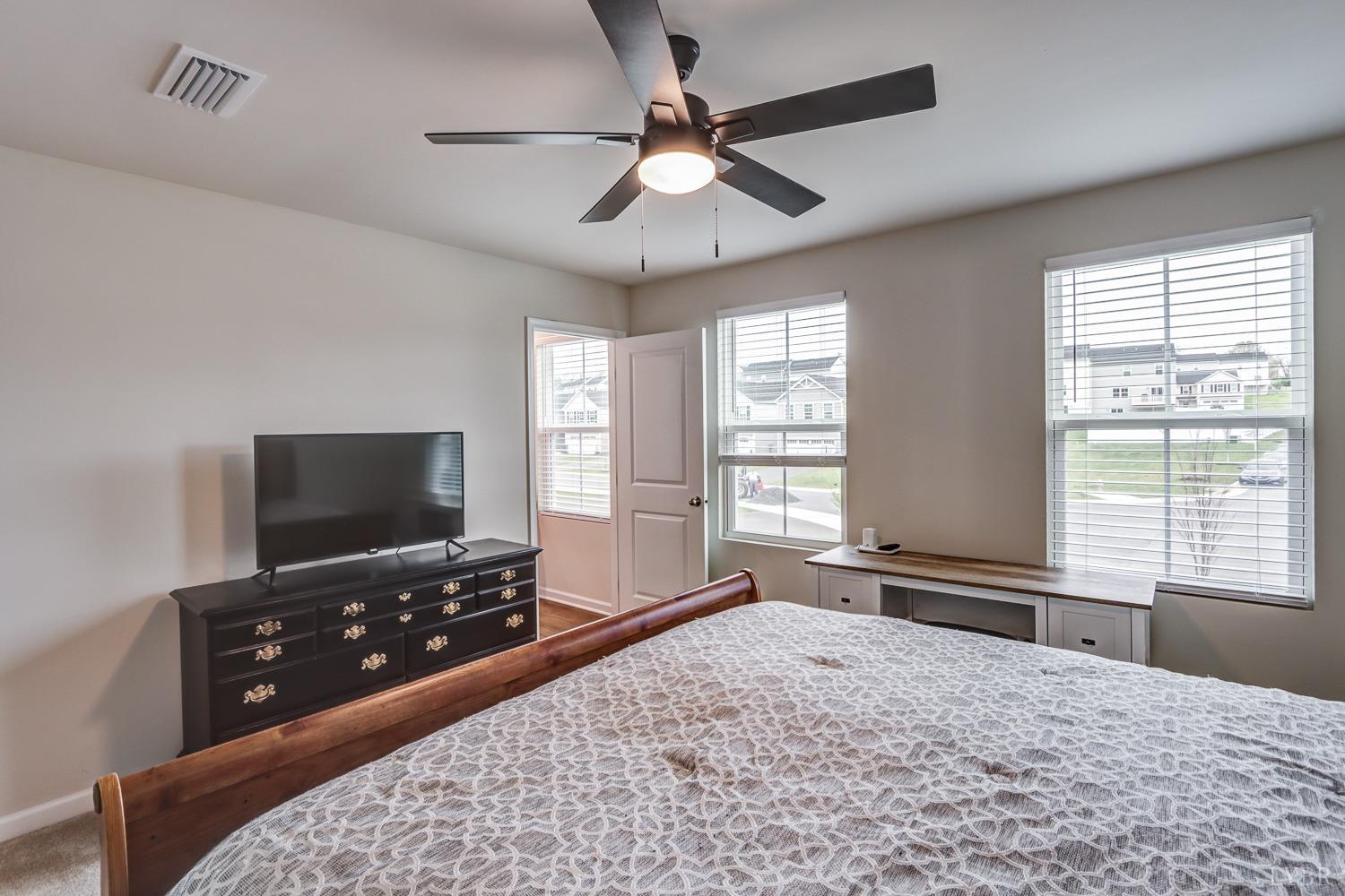 201 Thicket Drive, Lynchburg, Virginia image 24
